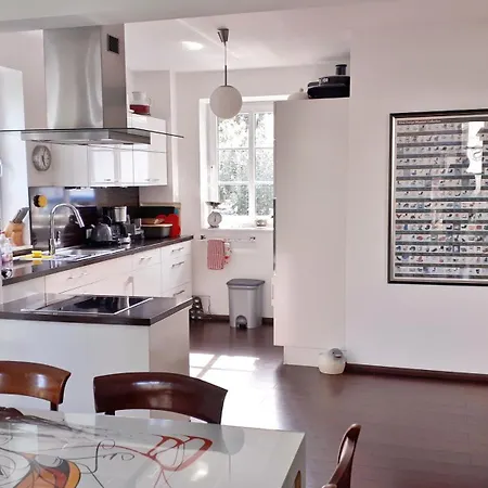 아파트 Tara S Hus